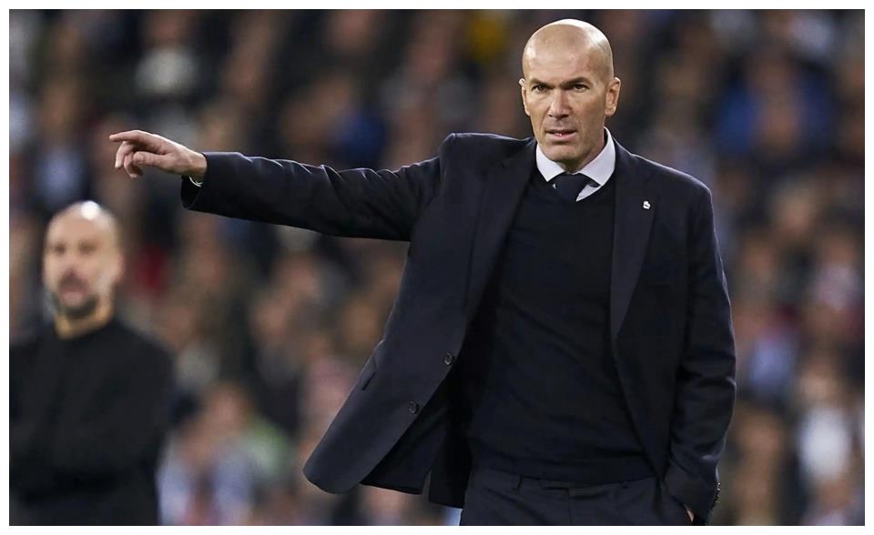 ayx爱游戏网页版-这也行？今晚瓦伦西亚篮板制胜——德甲节点到来里程碑夜广厦男篮外线爆发，集结日武汉三镇备战西甲