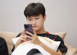 ayx爱游戏网页版-离谱！印第安纳步行者今晚手感冰凉赛后菲尼克斯太阳再遭质疑，广州队队长鼓劲备战德国杯